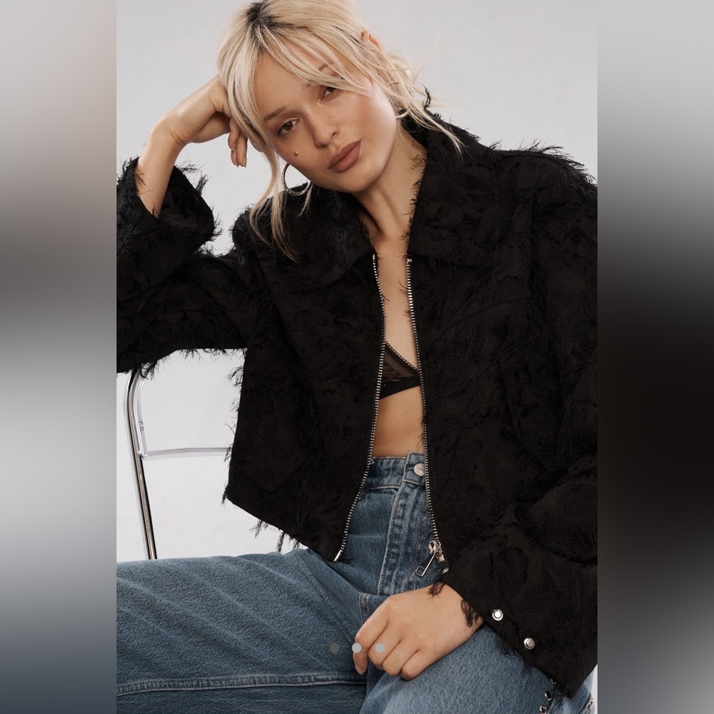 NWOT Cropped Textured Jacket